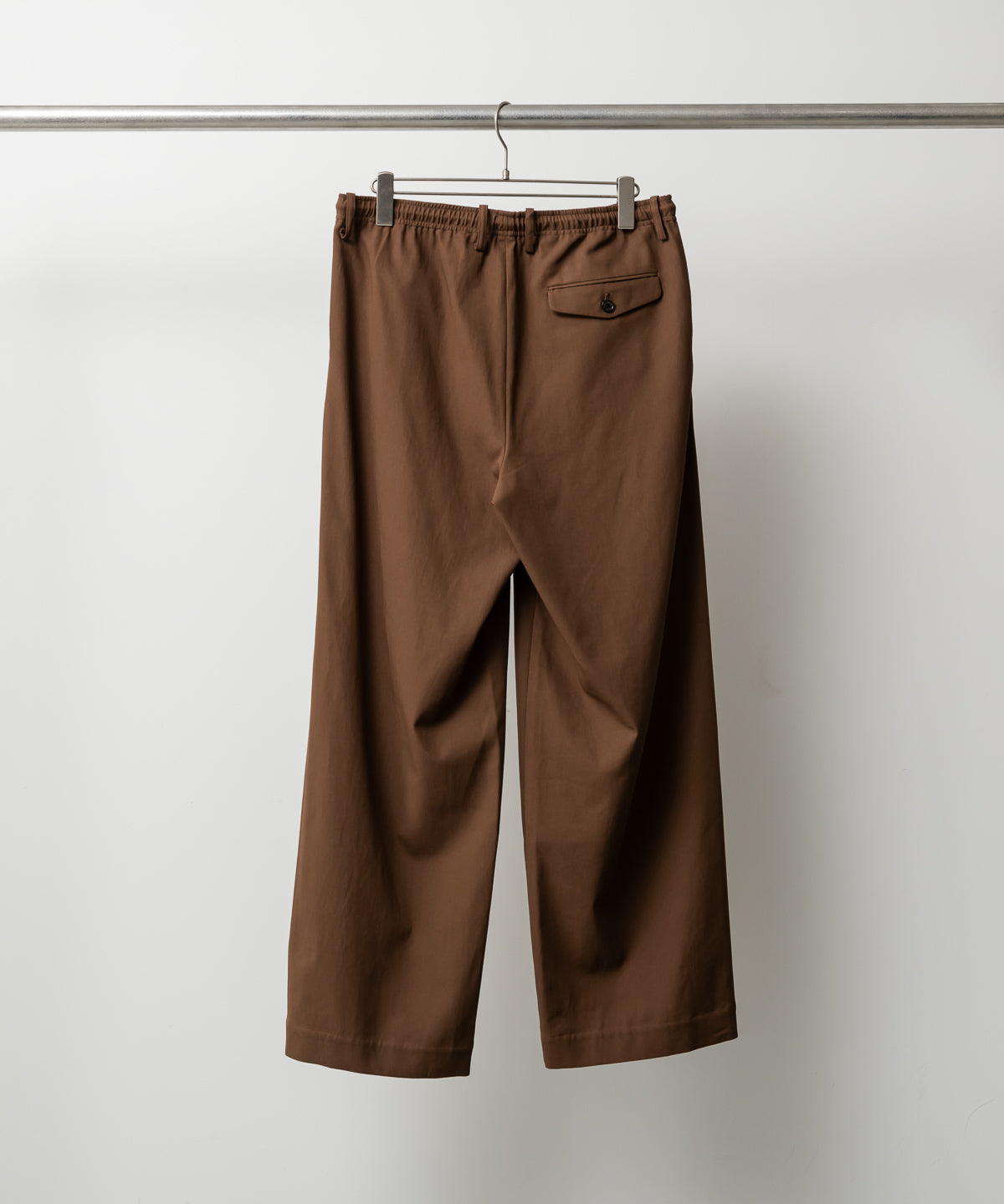 TRIPLE PLEATED EASY TROUSERS