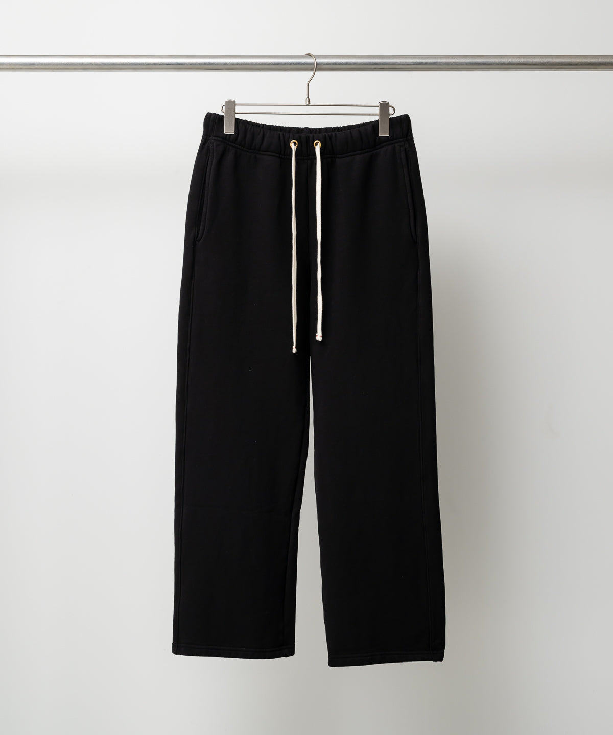 CLASSIC SWEAT PANT
