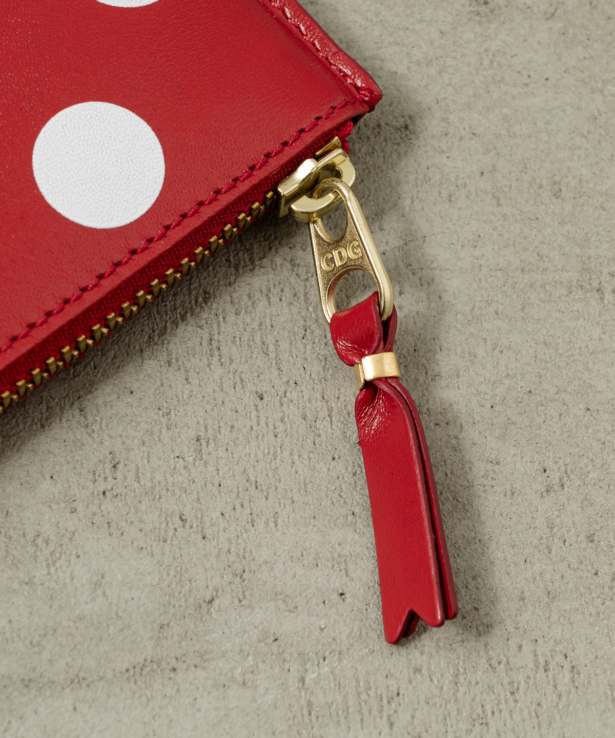 DOTS PRINTED ZIP POUCH(M)