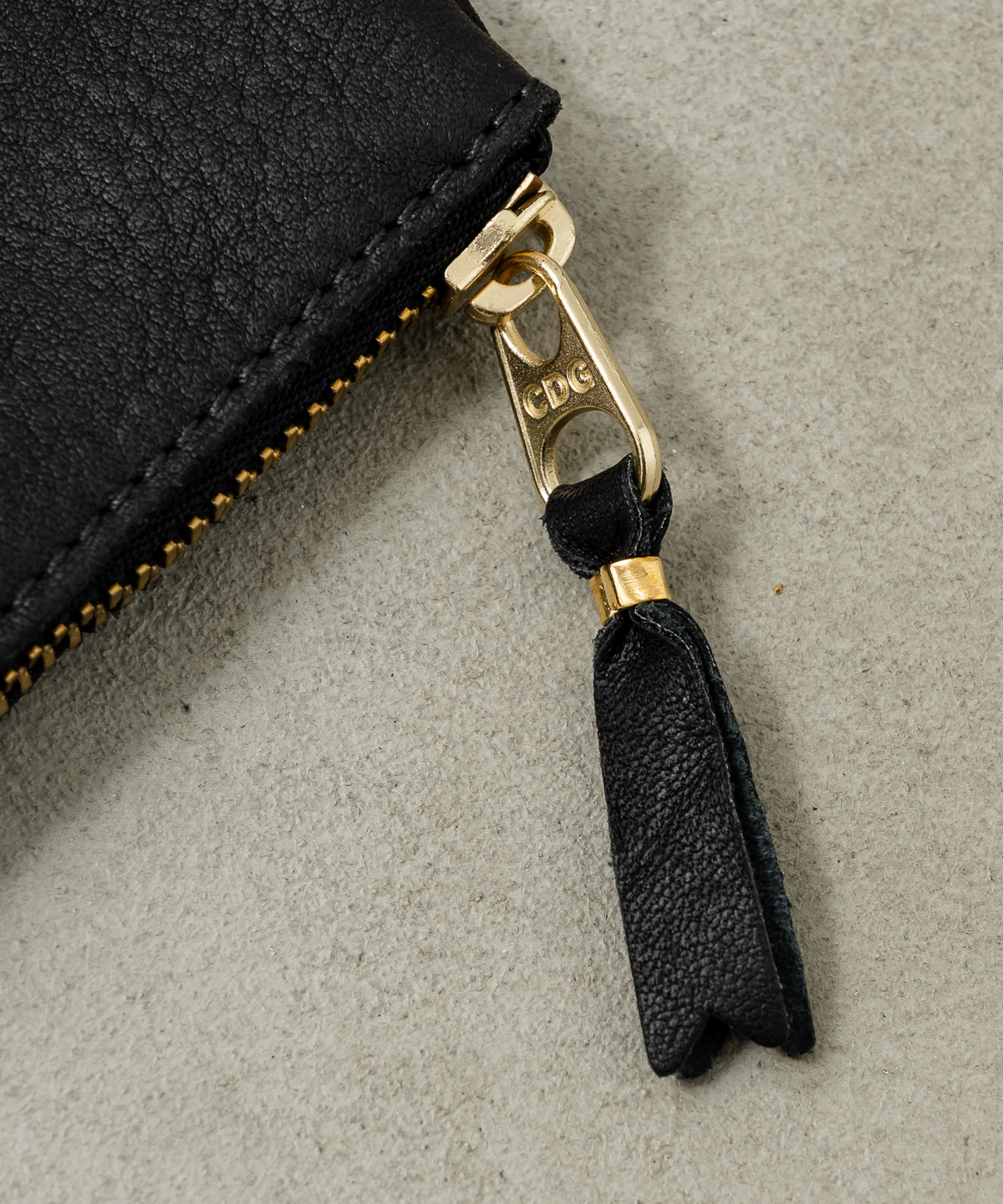 WASHED ZIP POUCH