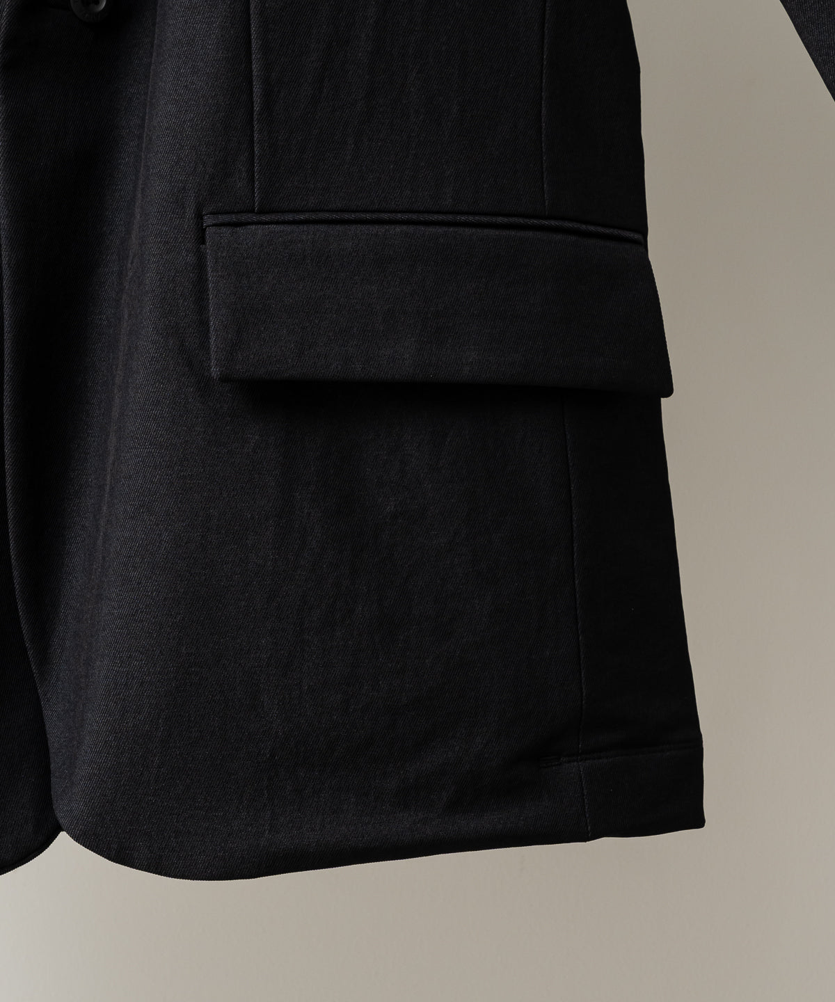 DEVICE JKT - GC