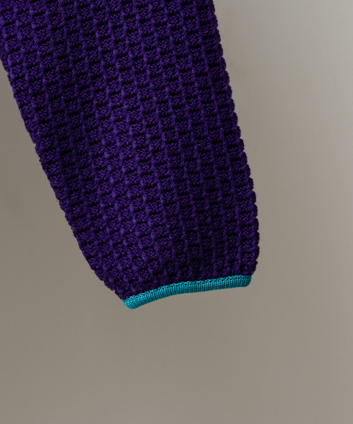 MOUNTAIN KNITTING PULLOVER