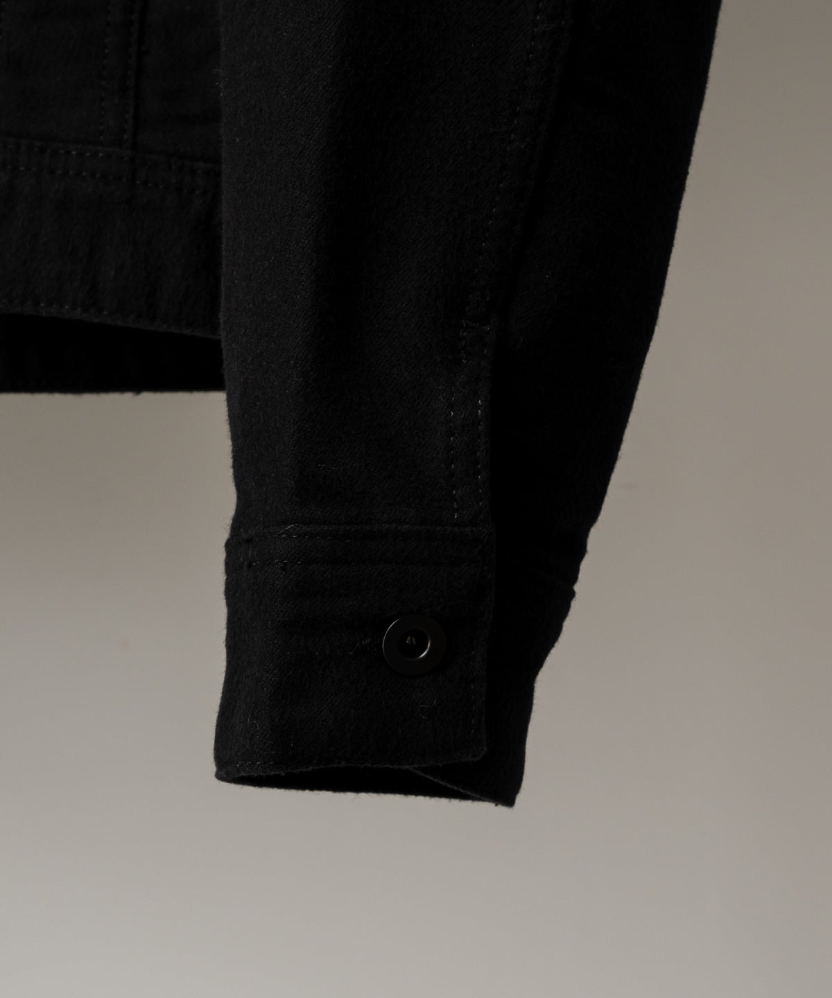 DERBY MOLESKIN JACKET IN BLACK