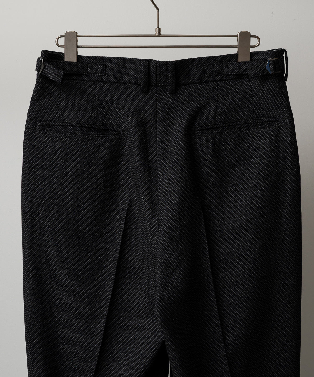 SINGLE PLEAT WIDE TROUSERS