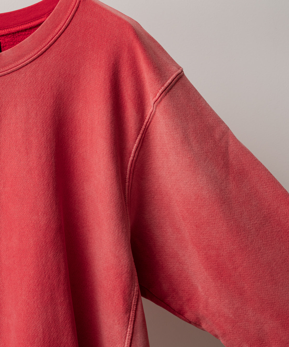 CROPPED CREW SWEATSHIRT