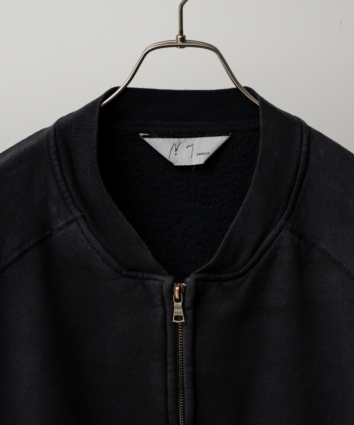 FLEECE-LINED SWEAT VERSITY SH