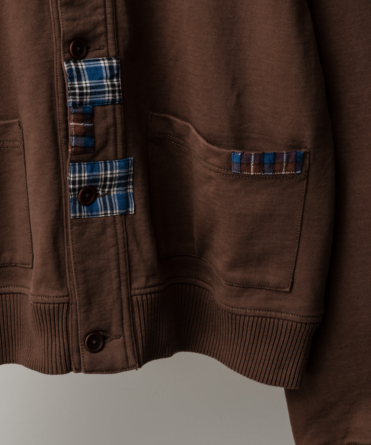 WALKING CARDIGAN