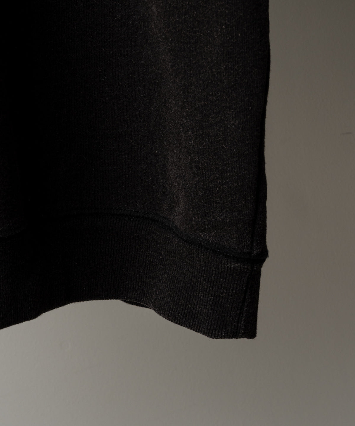 30-3-EM05 SWEAT SHIRT