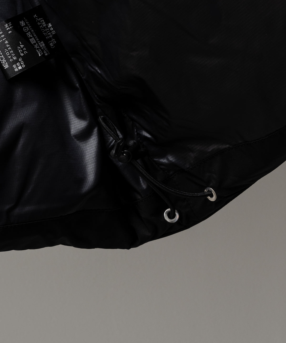 DOWN JACKET