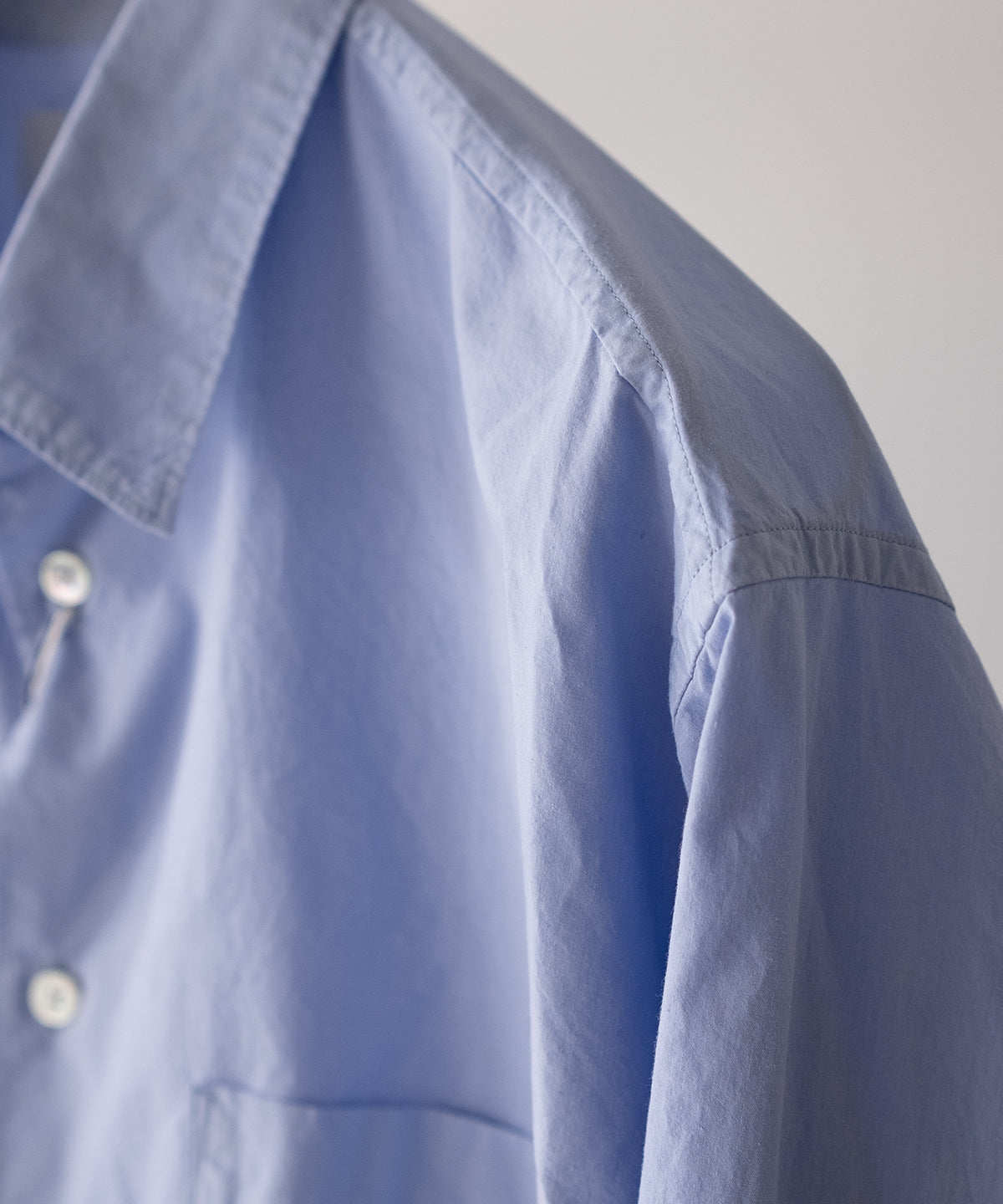 REGULAR COLLAR SHIRT