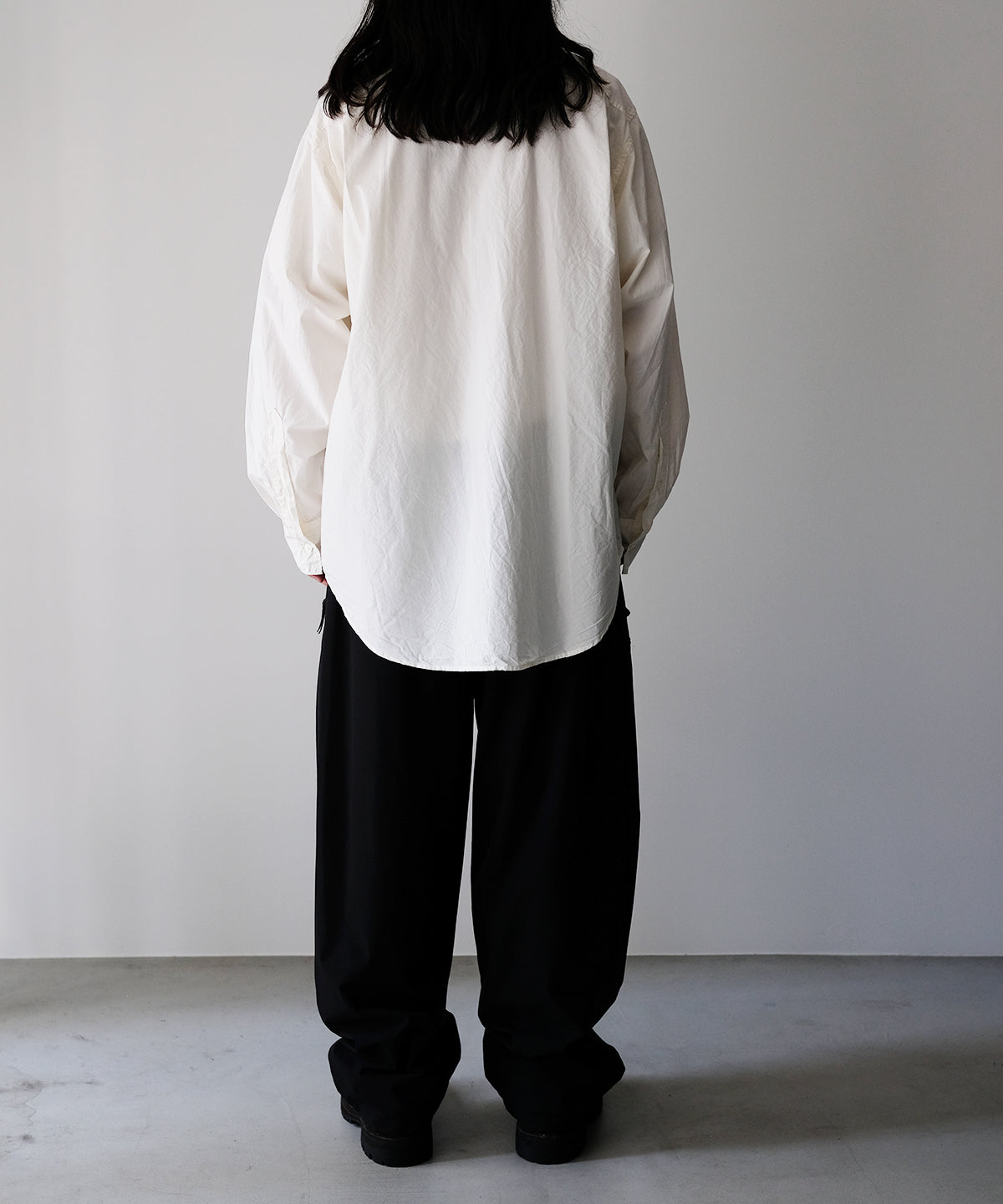 REGULAR COLLAR SHIRT