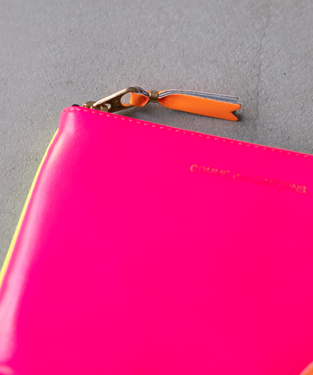 SUPER FLUO LEATHER LINE (8Z-H081-051)
