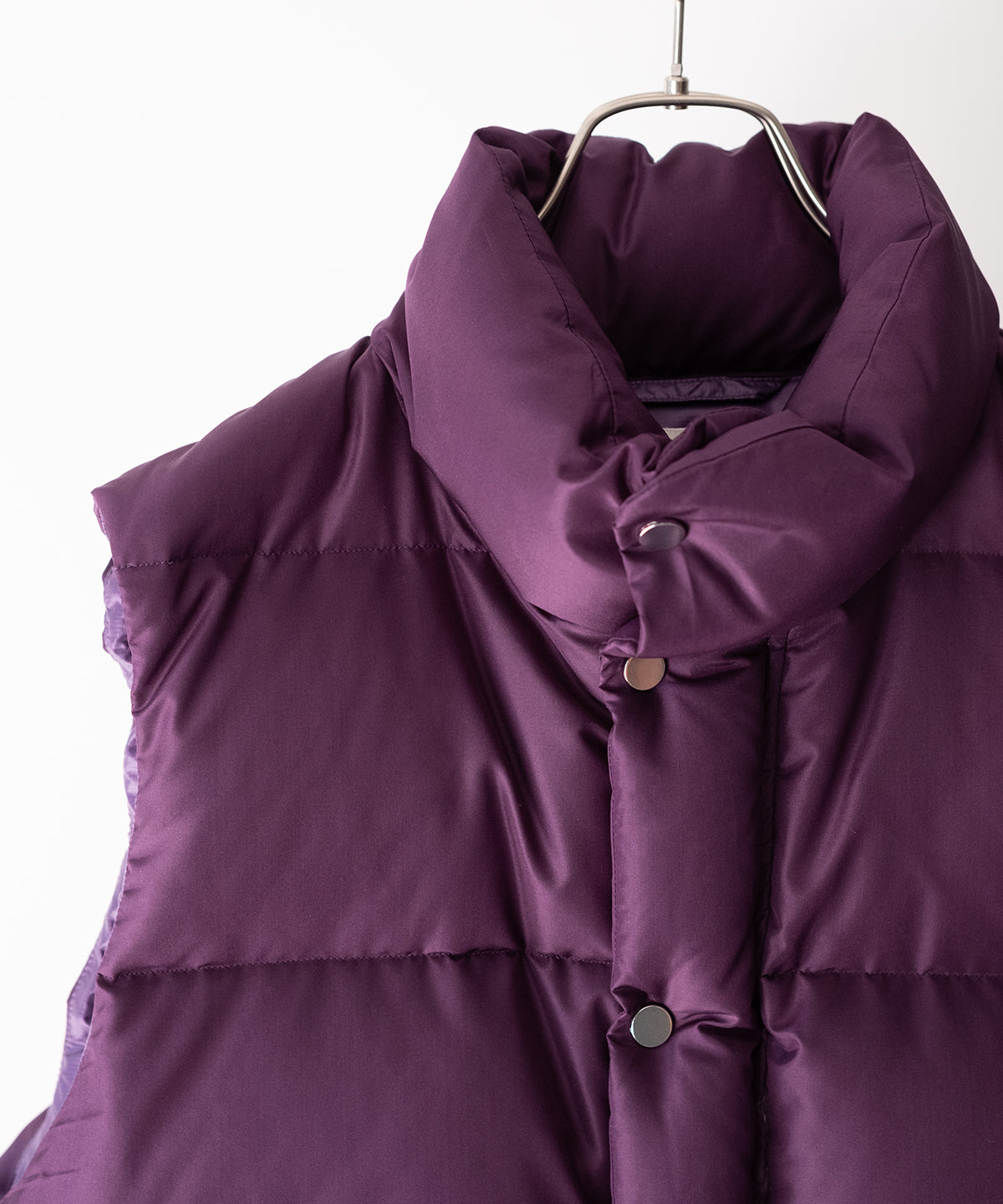SILK DOWN VEST