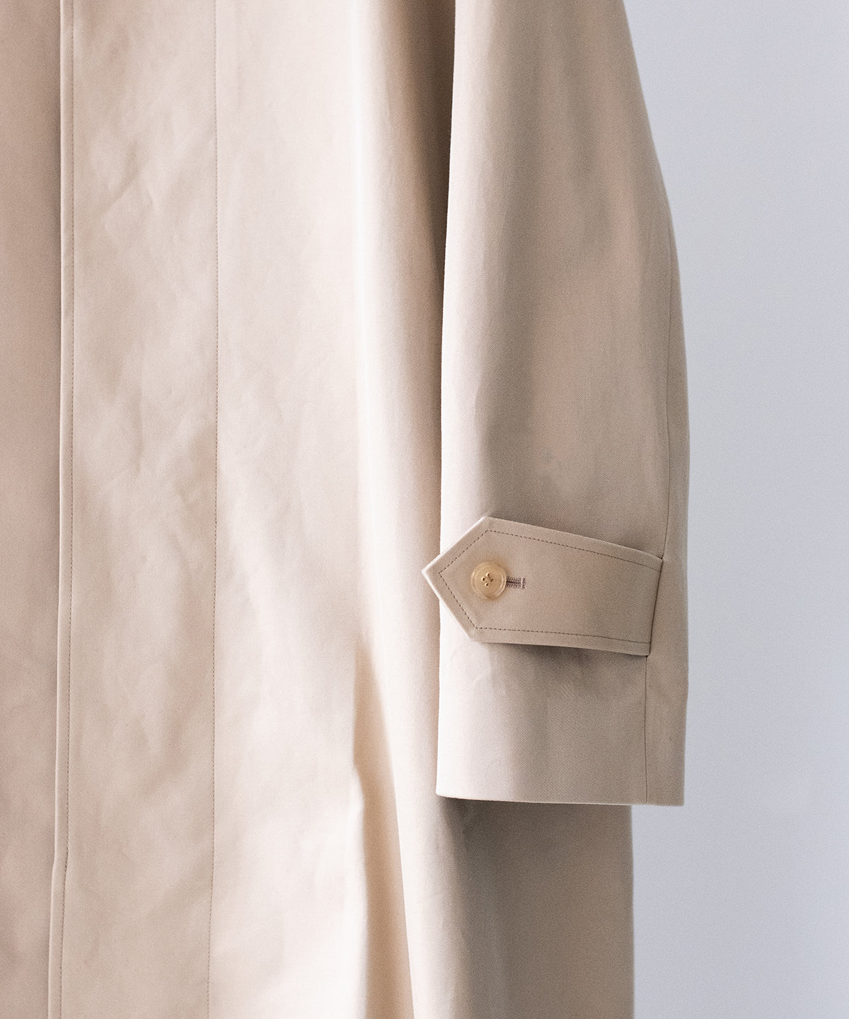 HUGE SINGLE TRENCH COAT