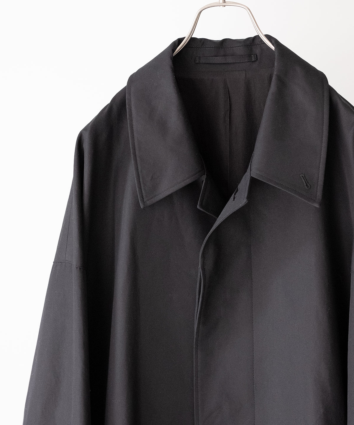 HUGE SINGLE TRENCH COAT