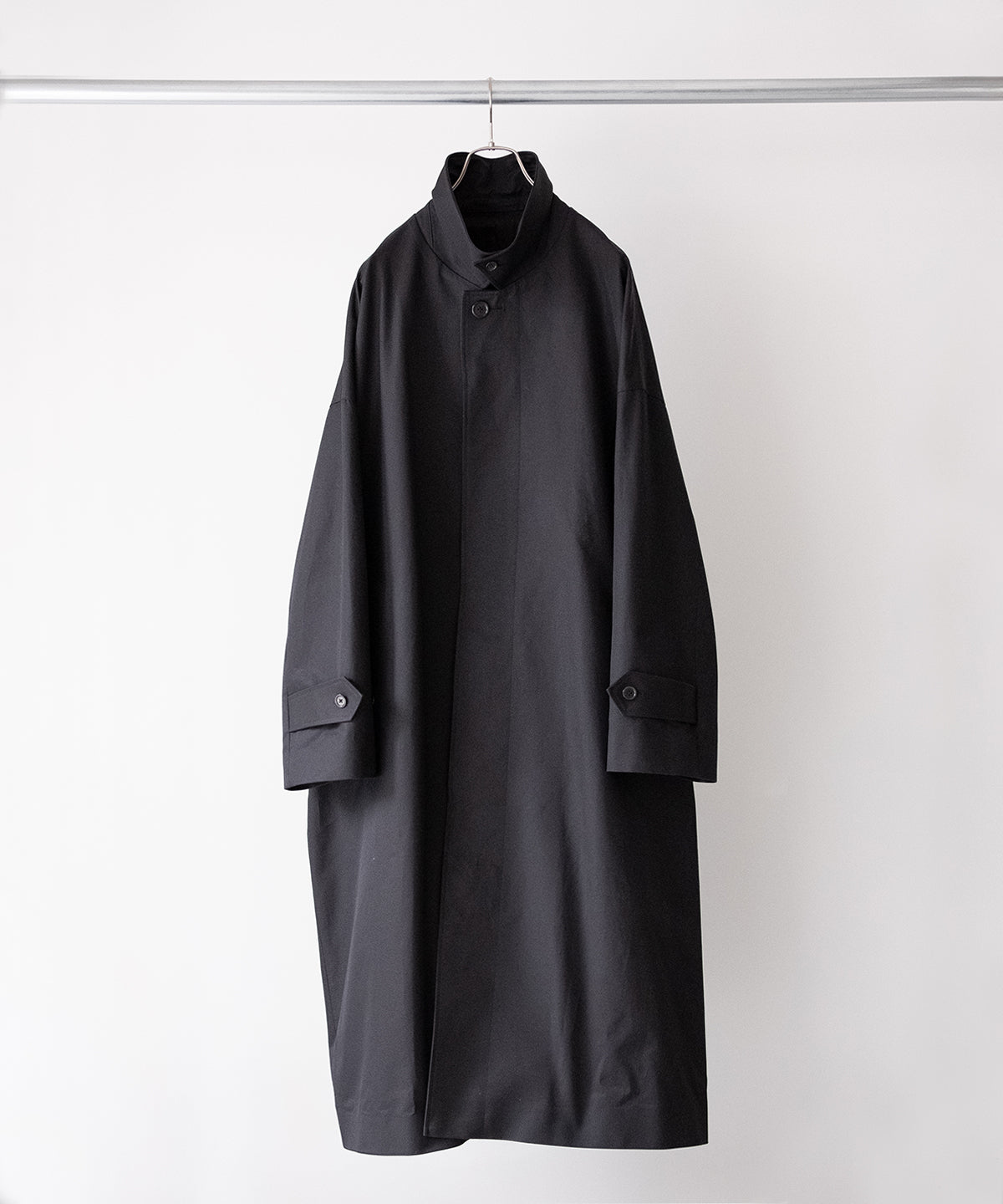 HUGE SINGLE TRENCH COAT