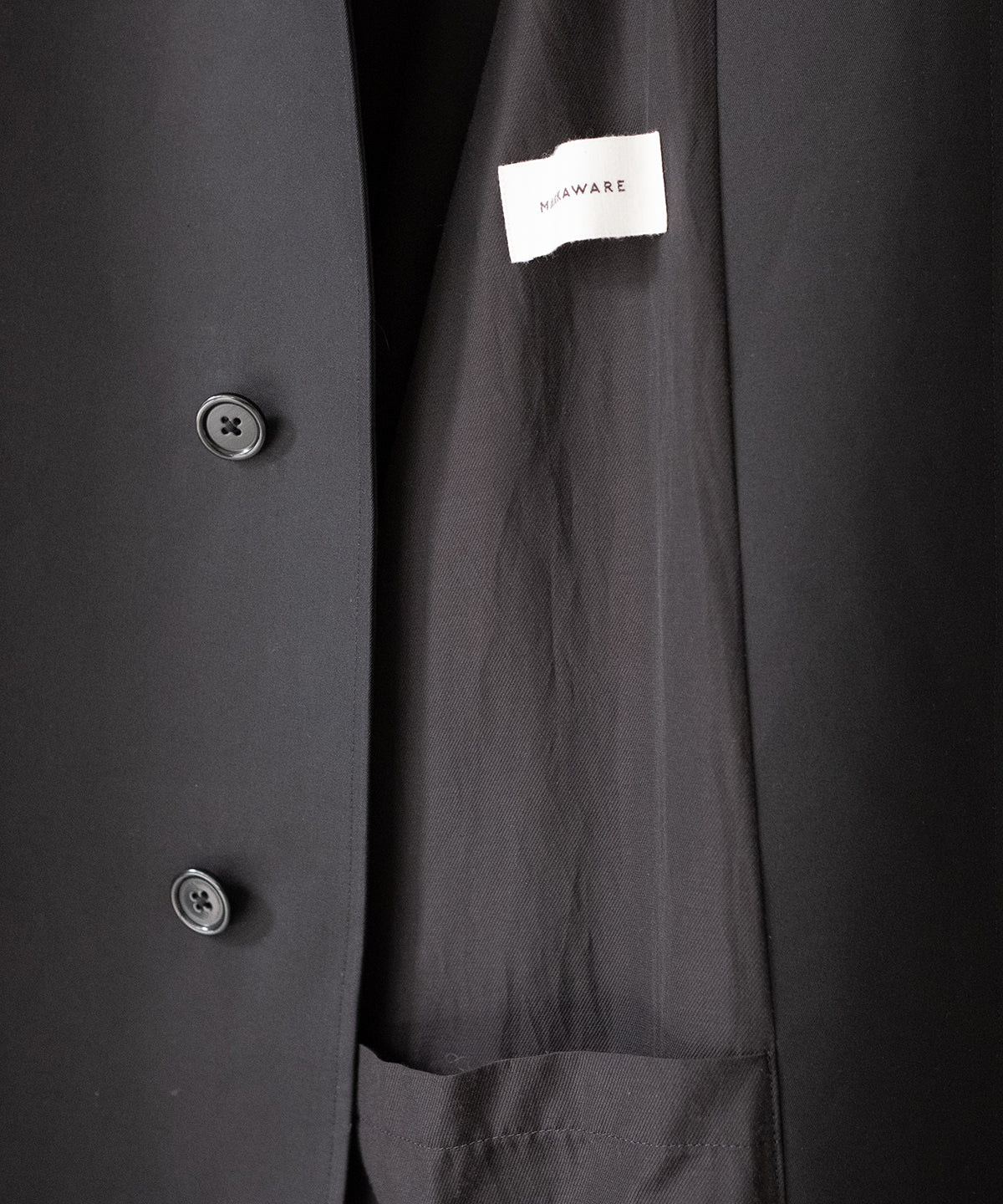 HUGE SINGLE TRENCH COAT