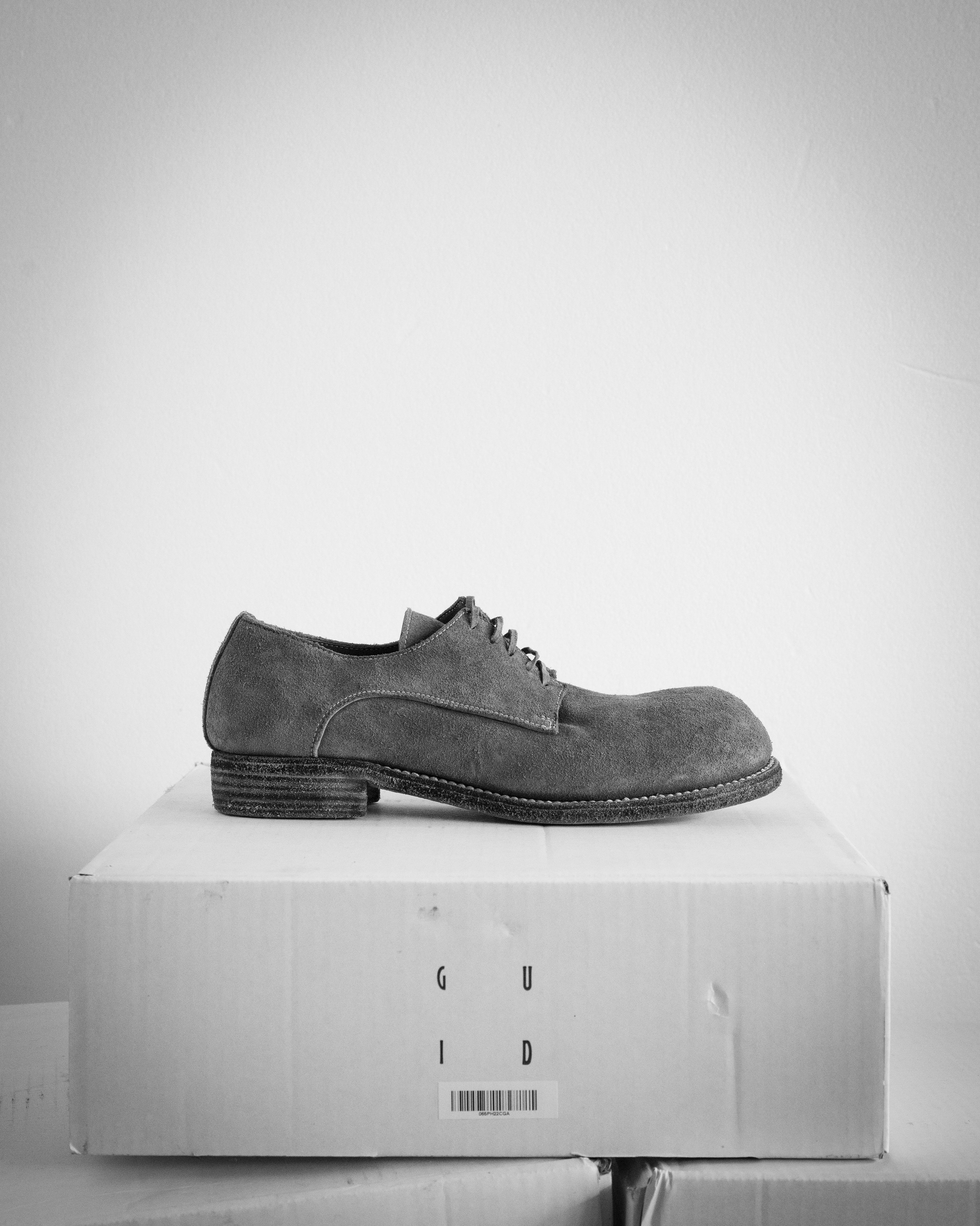 GR02 HORSE REVERSE LACED BIG DADDY SHOES