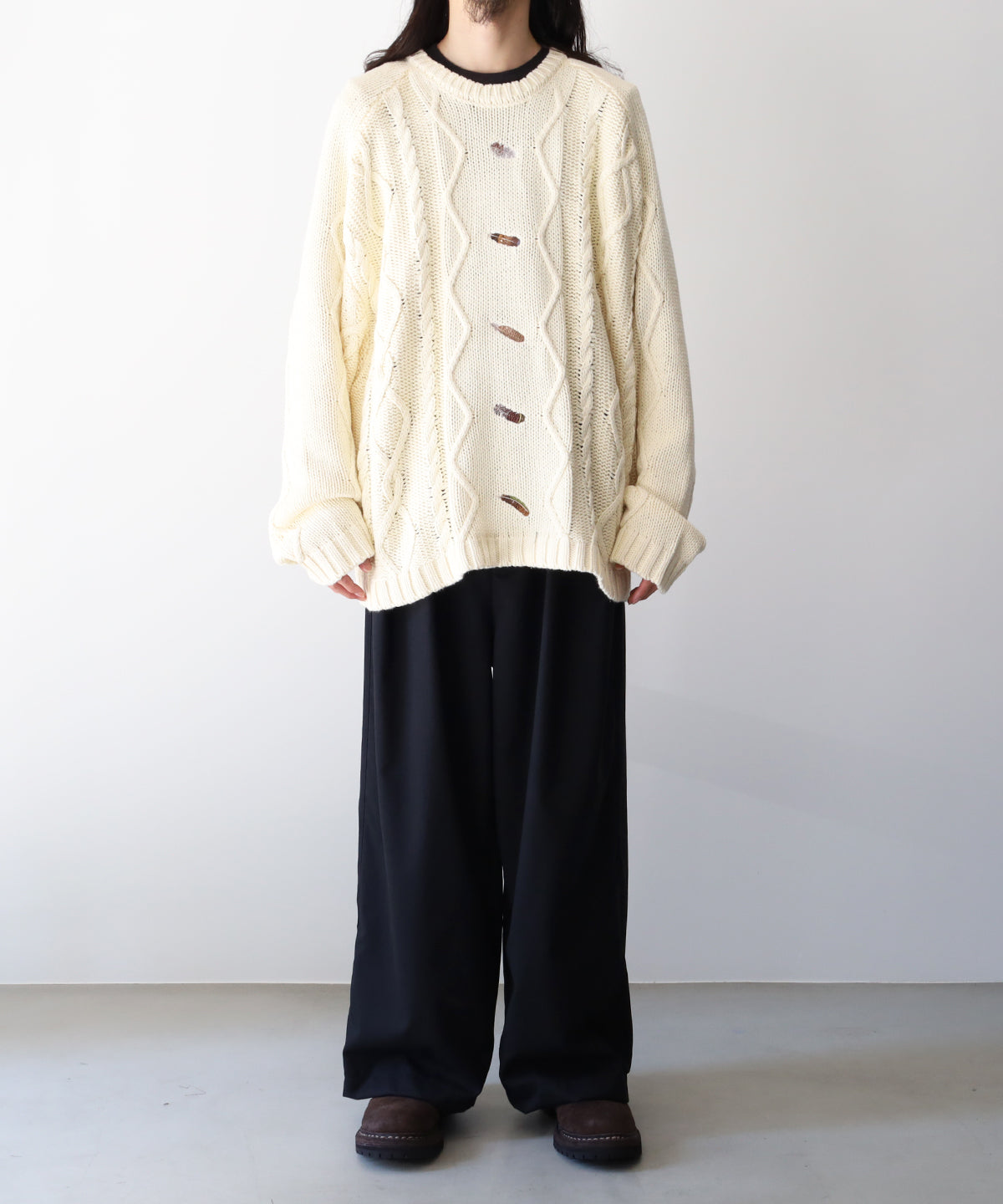 EMBROIDERY CABLE STICH KNIT