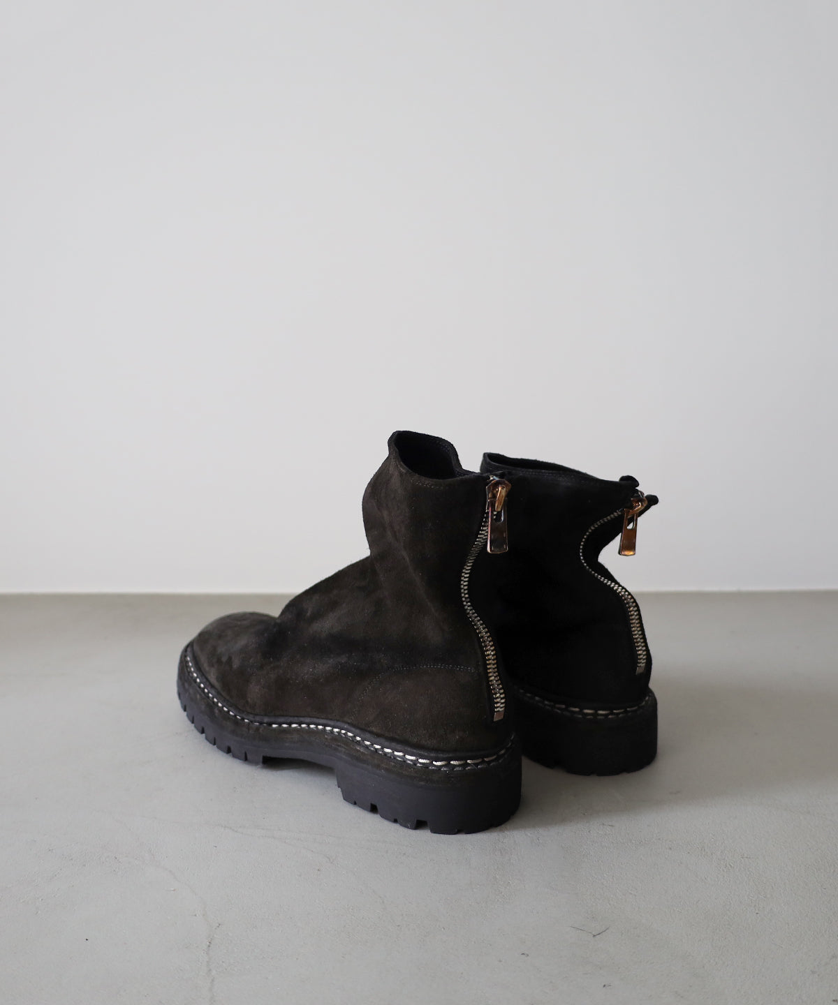 796V HORSE REVERSE, LINED BACK ZIP BOOT