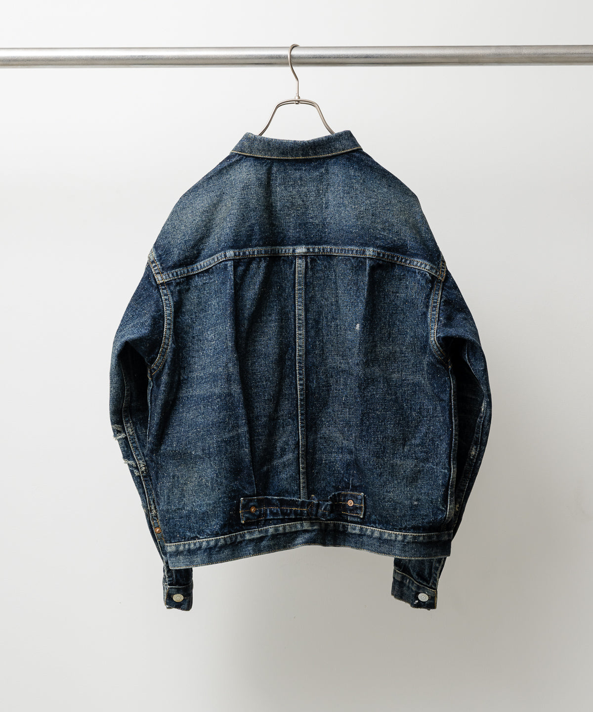 #001 T-BACK DENIM JACKET
