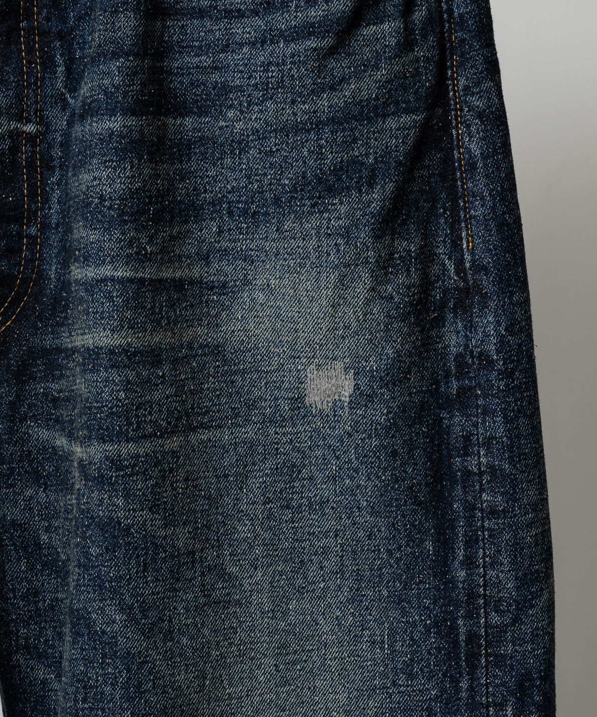 #002 1942 LV JEANS