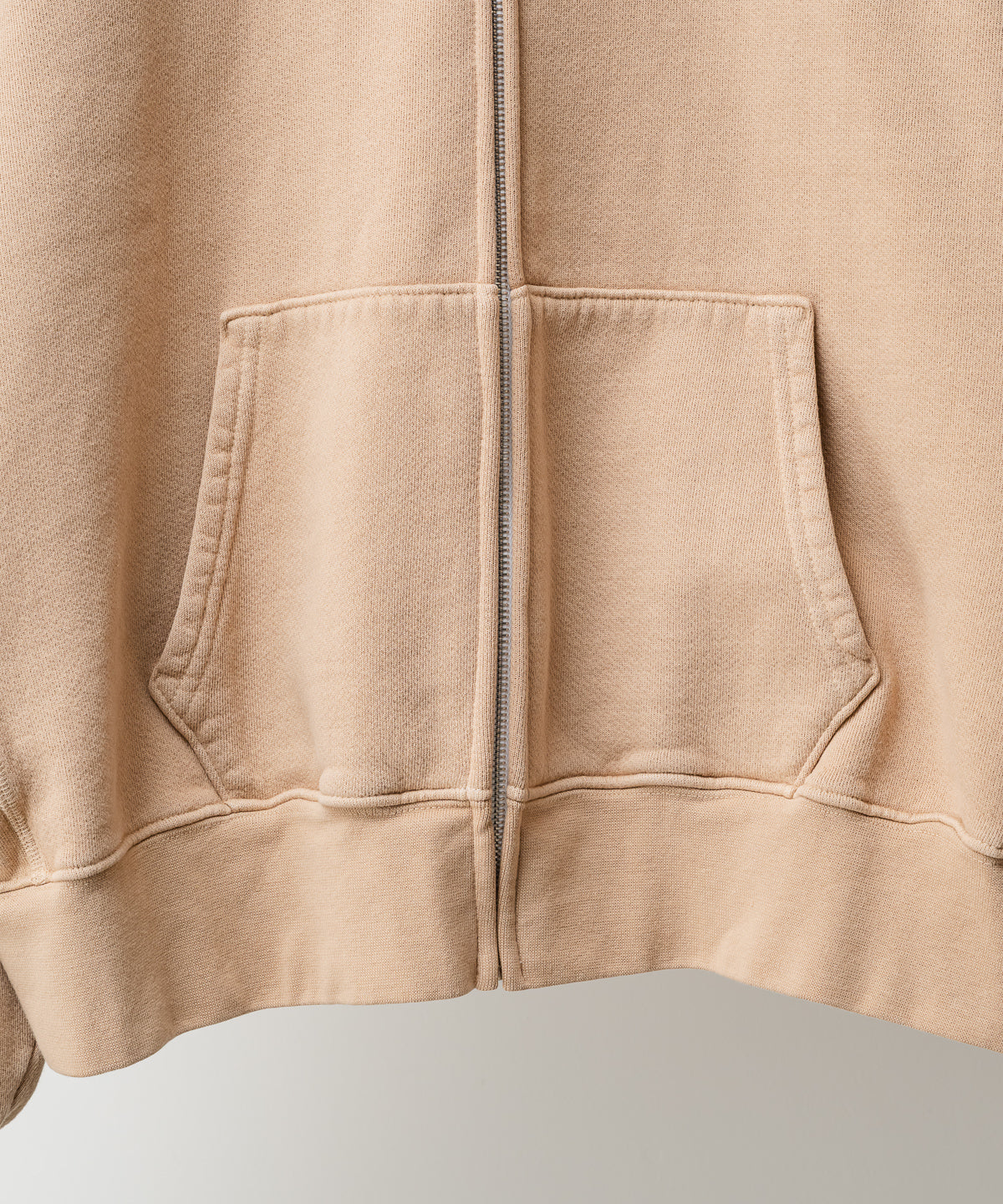 CLASSIC ZIP HOODIE