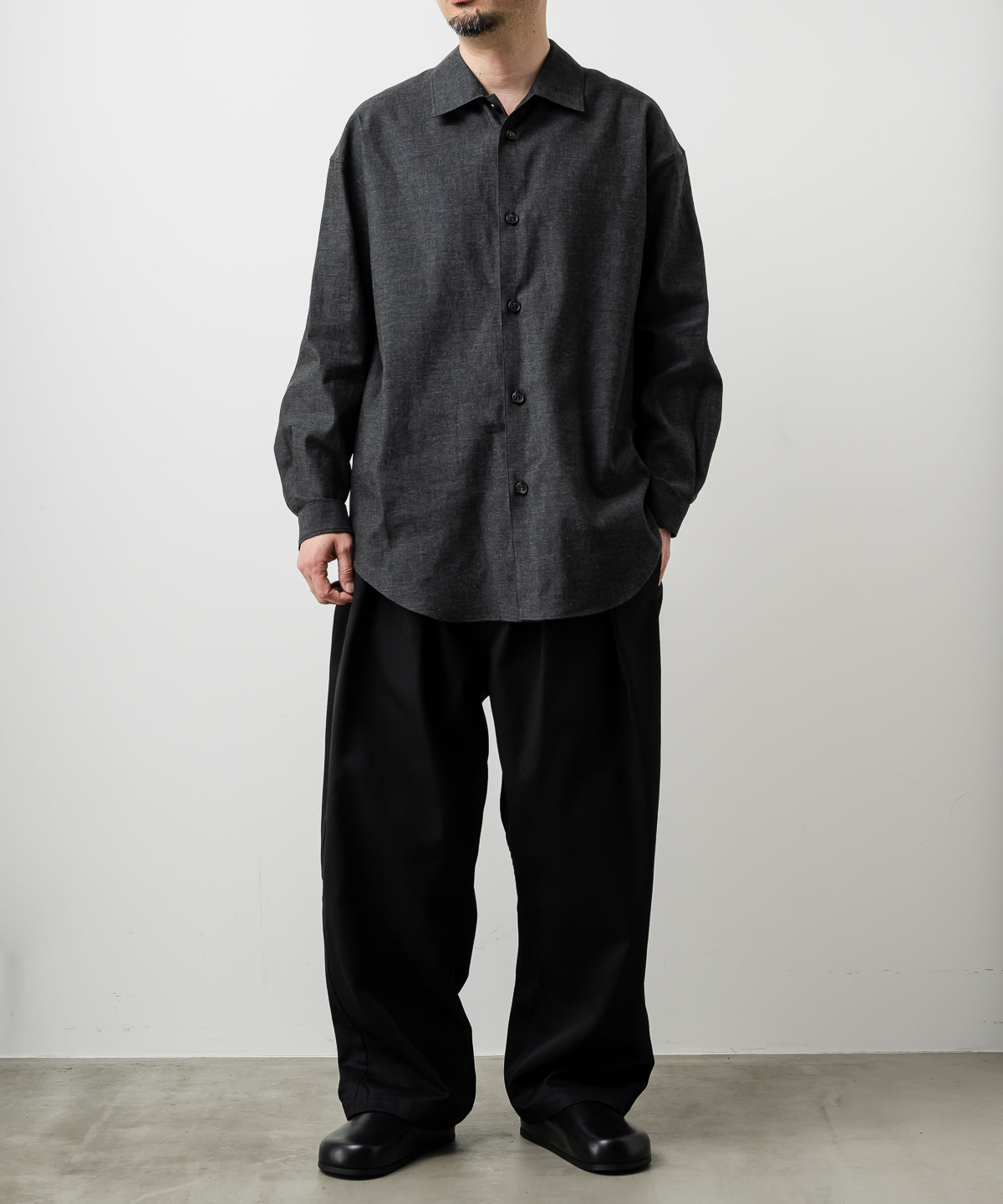 C THE C BLK CHAMBRAY SHIRT