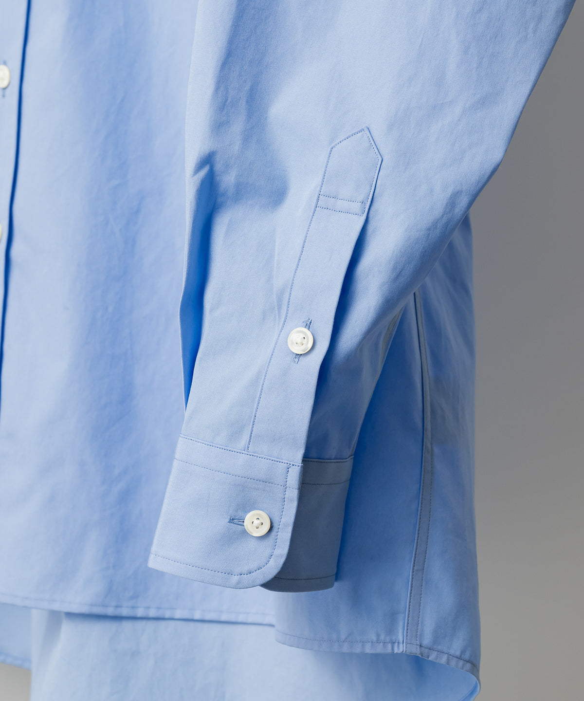 REGULAR COLLAR SHIRT