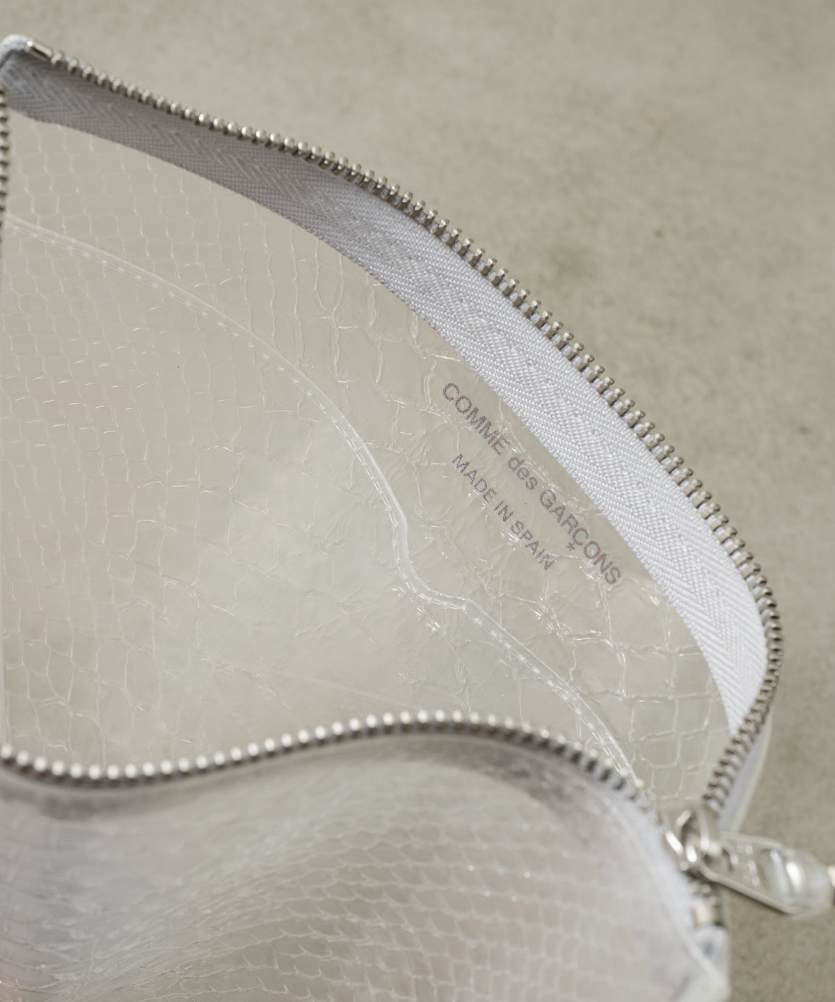 SNAKE TRANSPARENT ZIP POUCH(L)