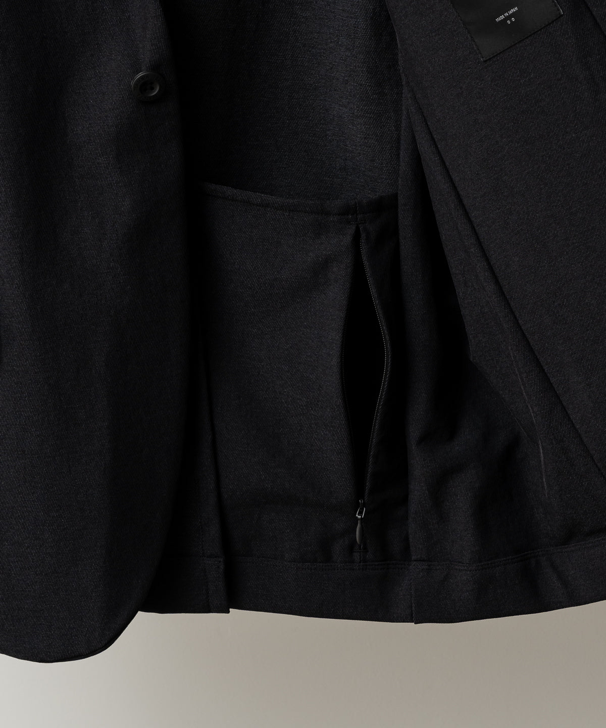 DEVICE JKT - GC
