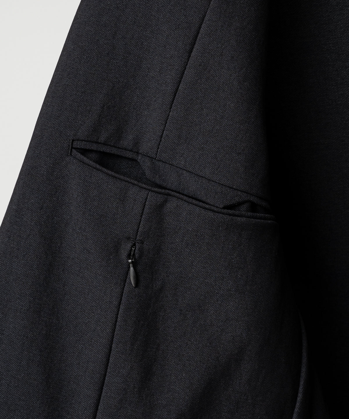 DEVICE JKT - GC