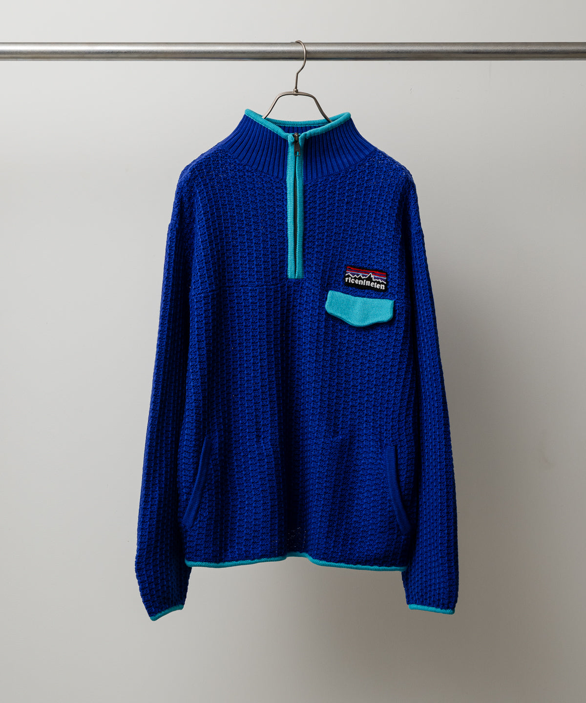 MOUNTAIN KNITTING PULLOVER