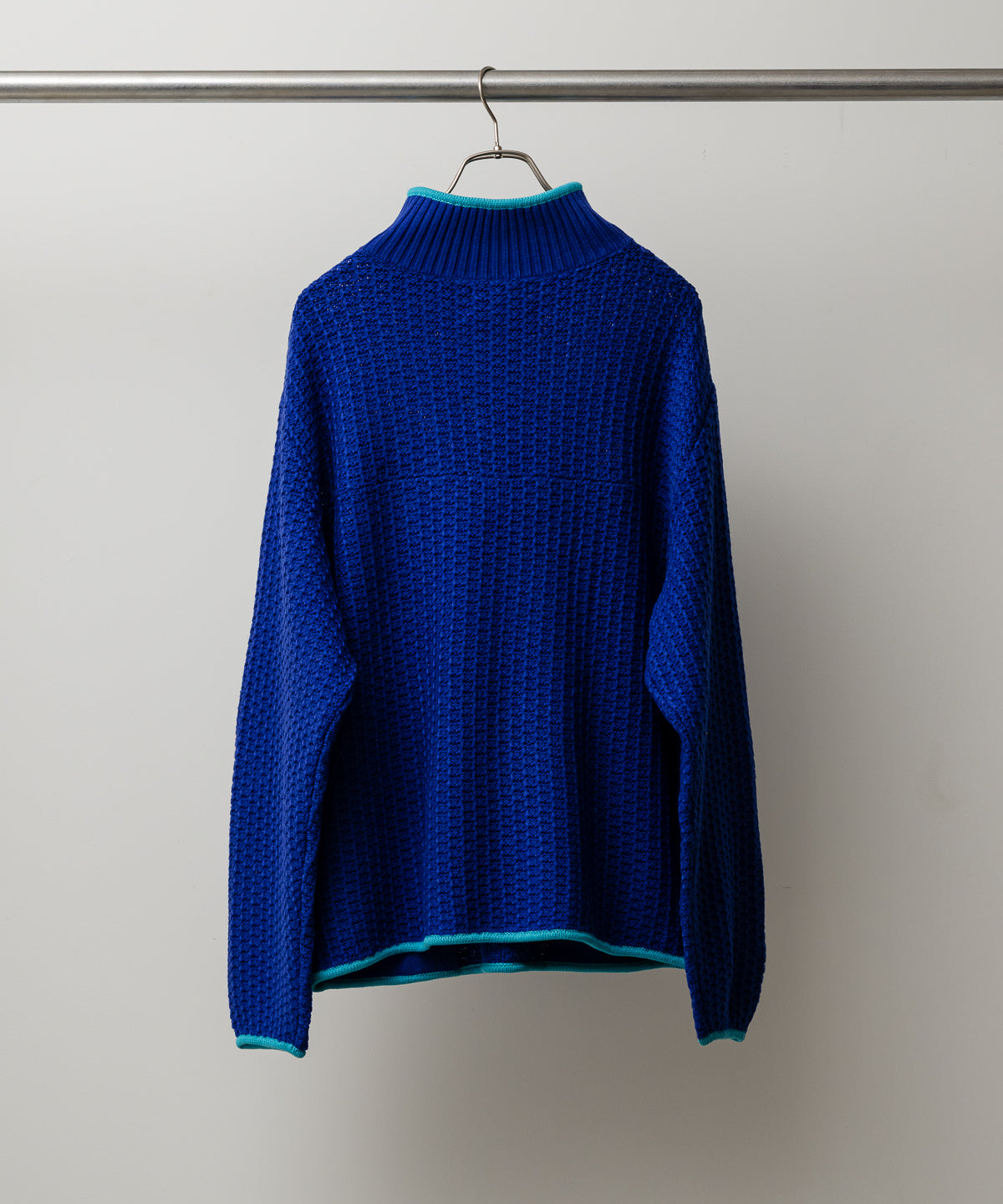 MOUNTAIN KNITTING PULLOVER