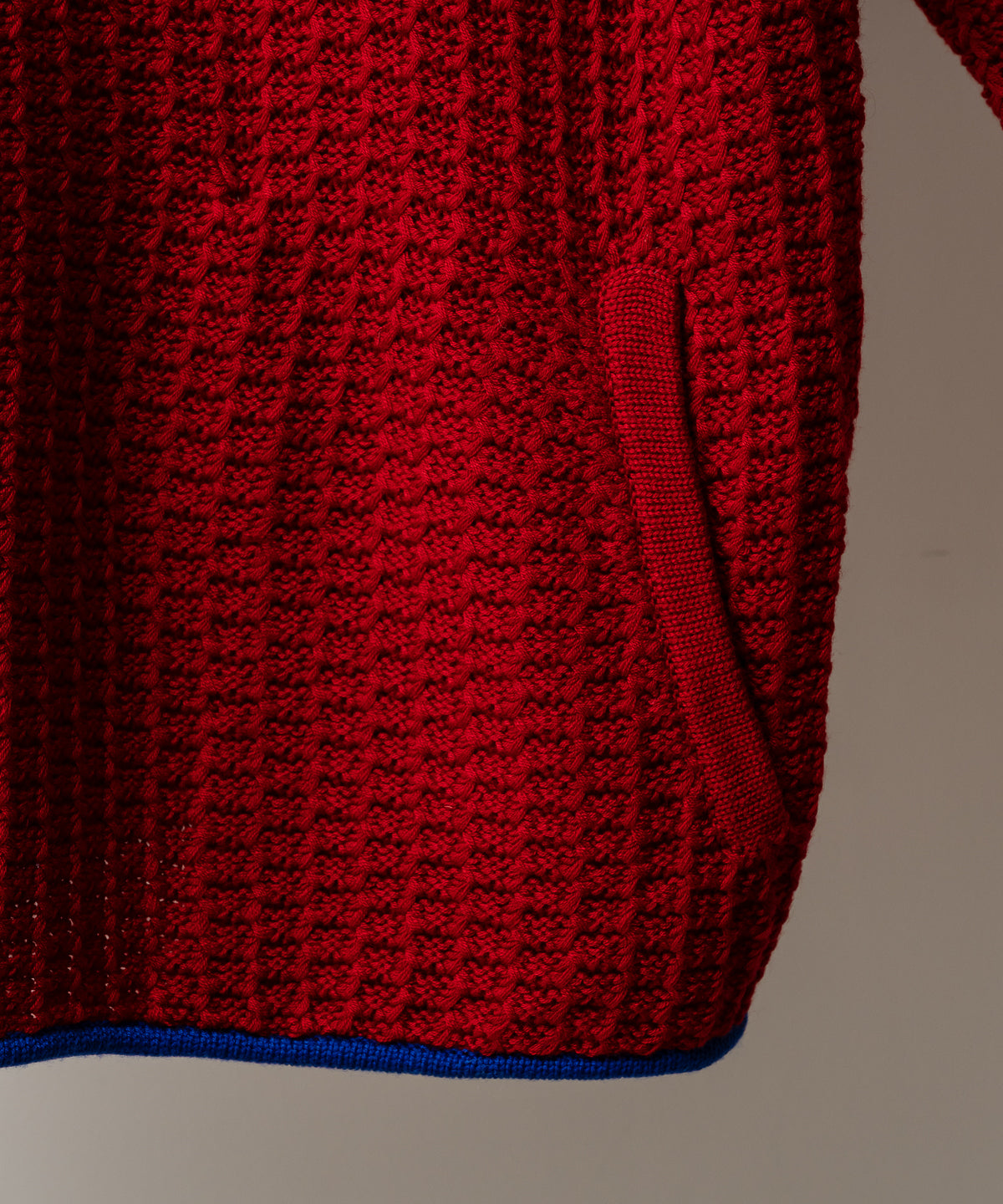 MOUNTAIN KNITTING PULLOVER