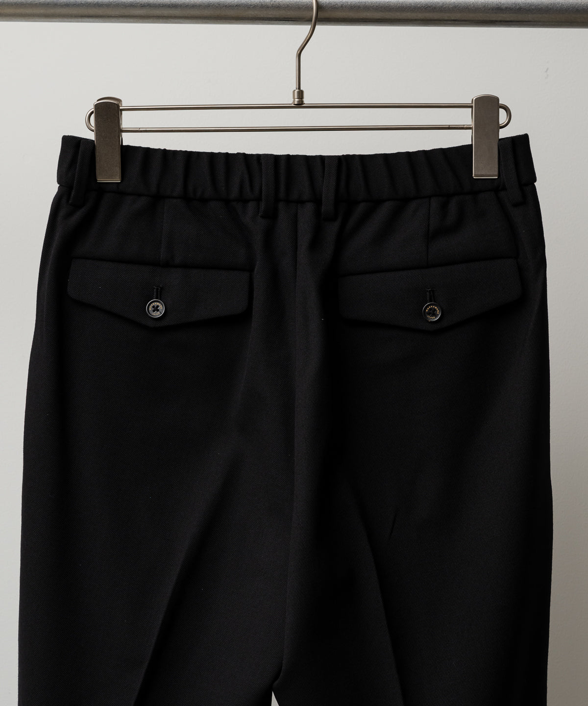 DOUBLE PLEATED SEMI EASY TROUSERS