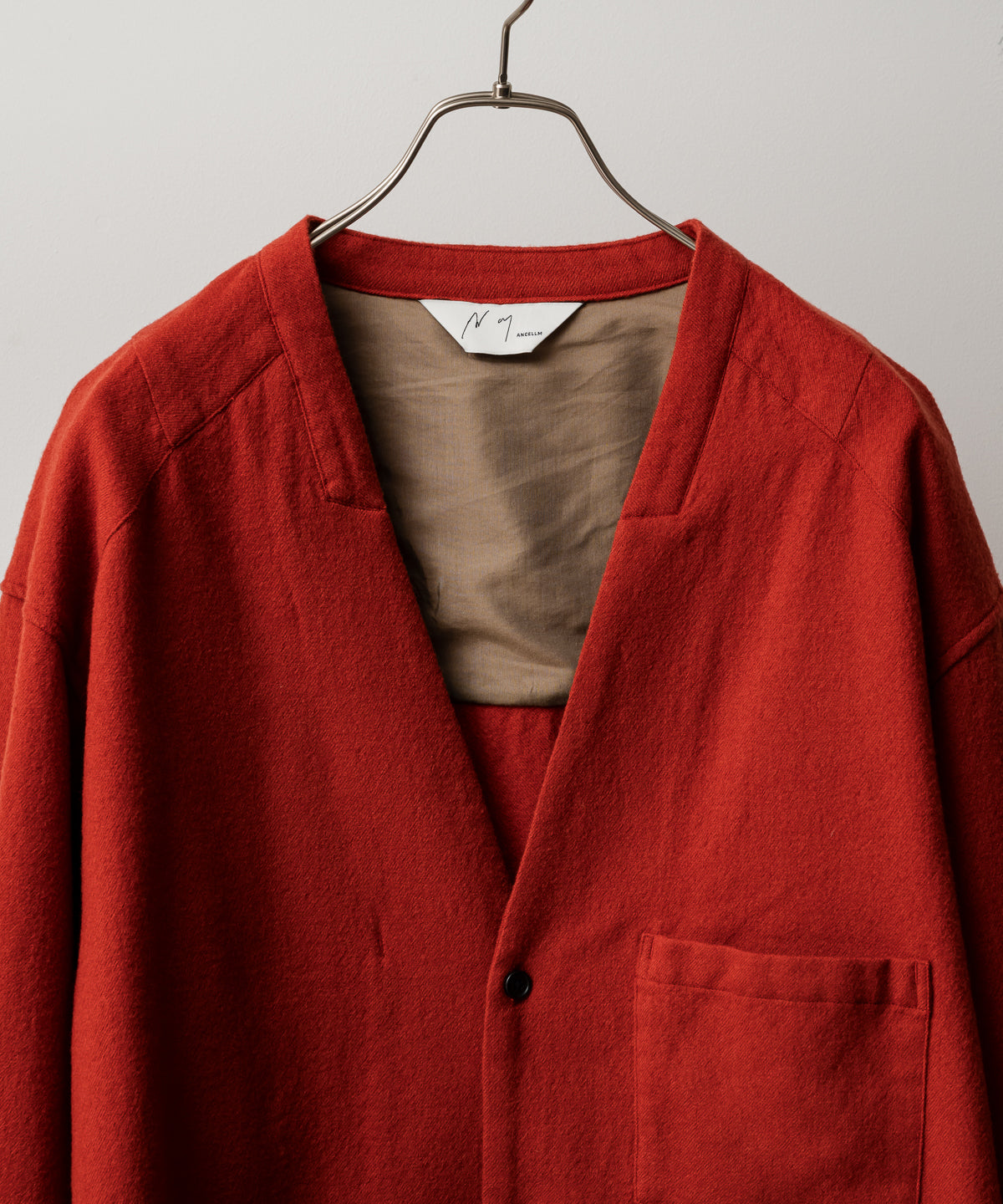SHRINK WOOL NO-COLLAR TAILORED SHIRT