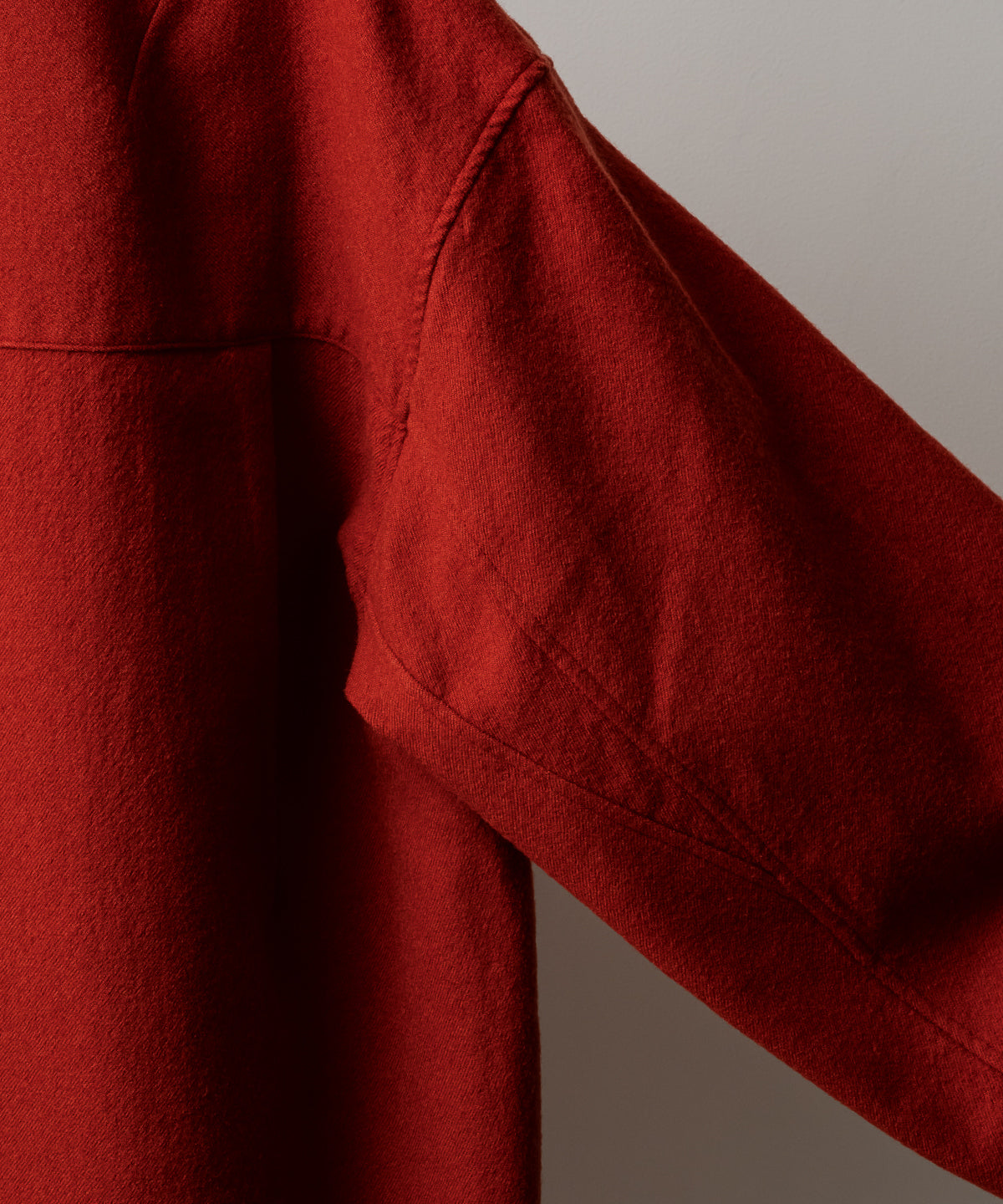 SHRINK WOOL NO-COLLAR TAILORED SHIRT