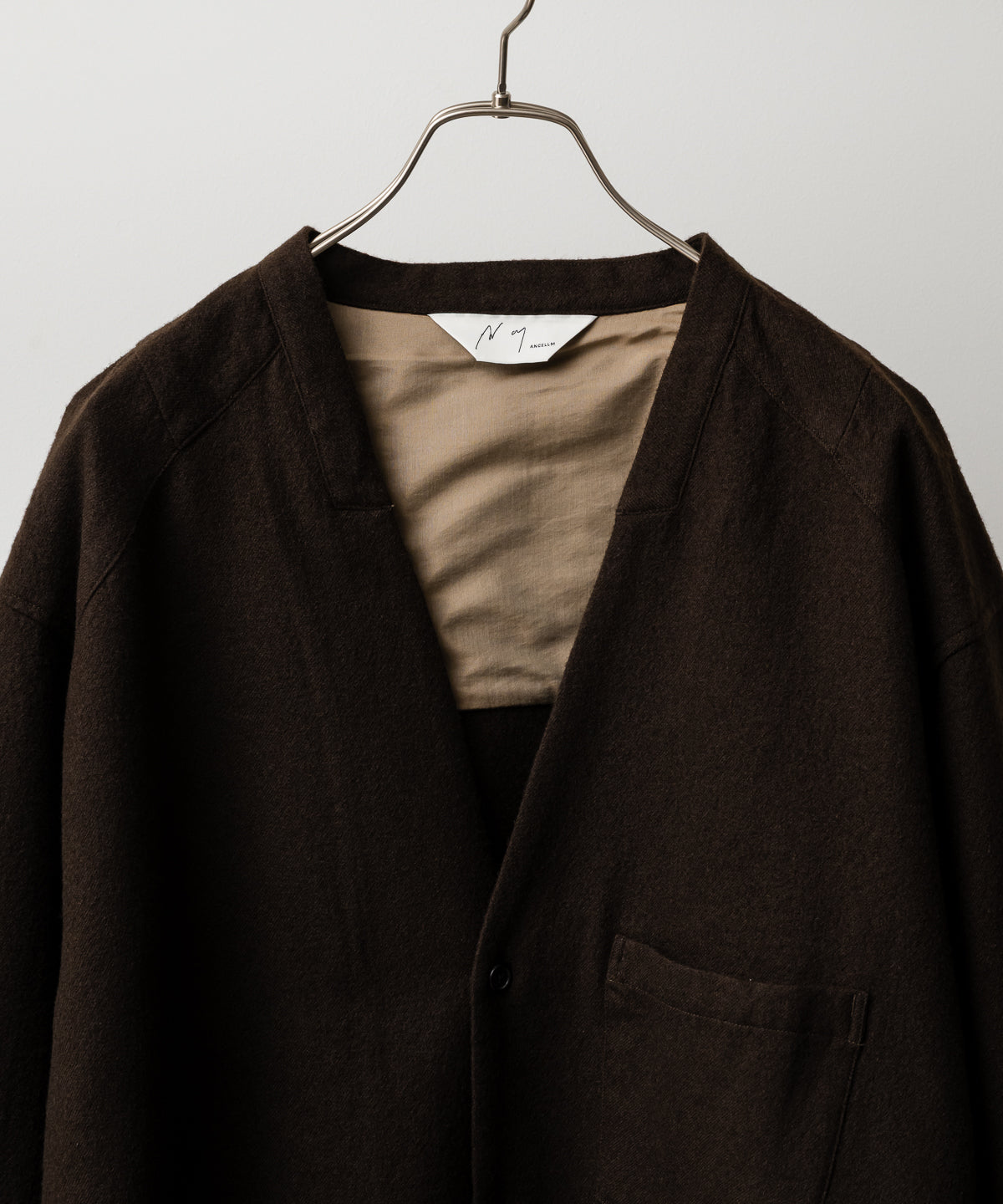 SHRINK WOOL NO-COLLAR TAILORED SHIRT