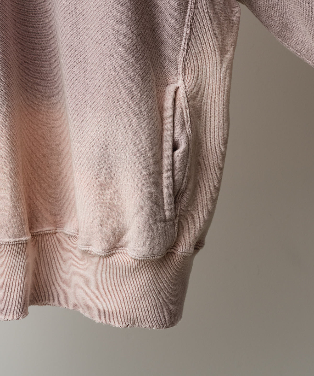 FLEECE-LINED SWEAT PULLOVER