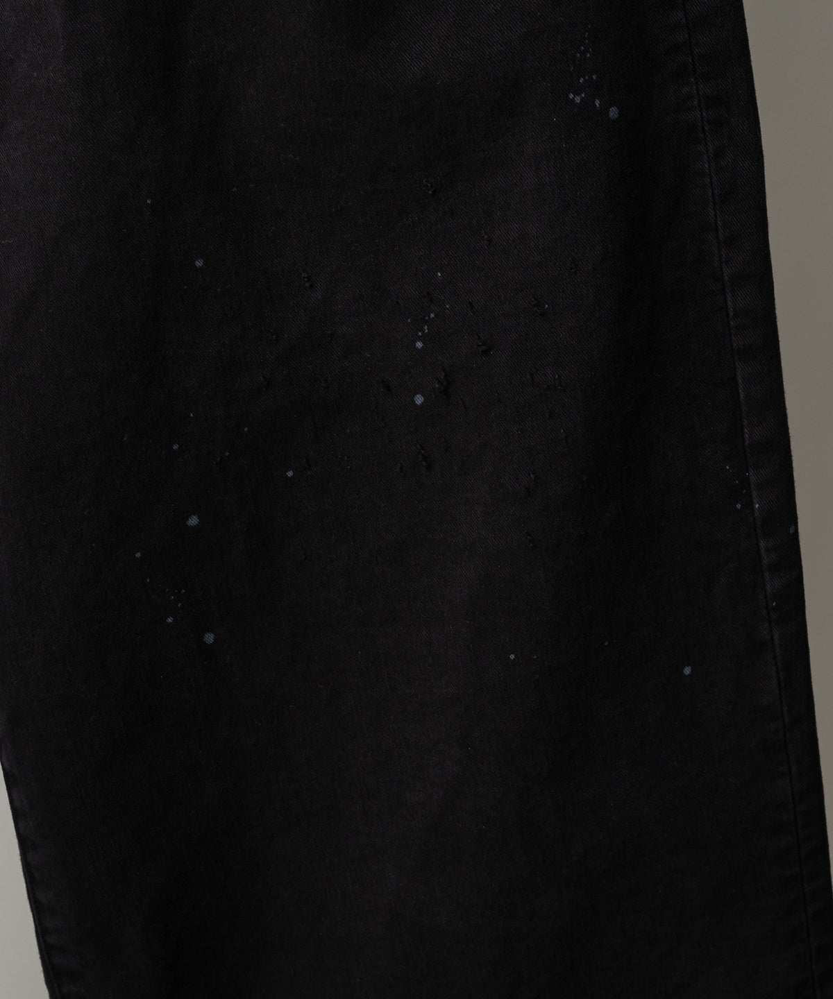 AGING CHINO SLACKS