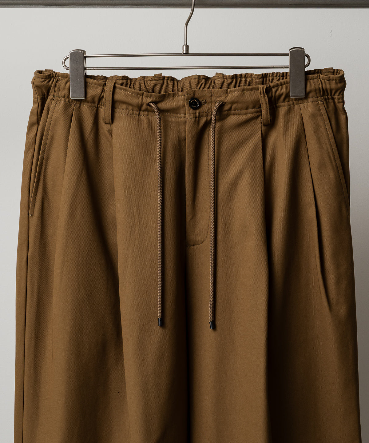 DOUBLE PLEATED EASY TROUSERS