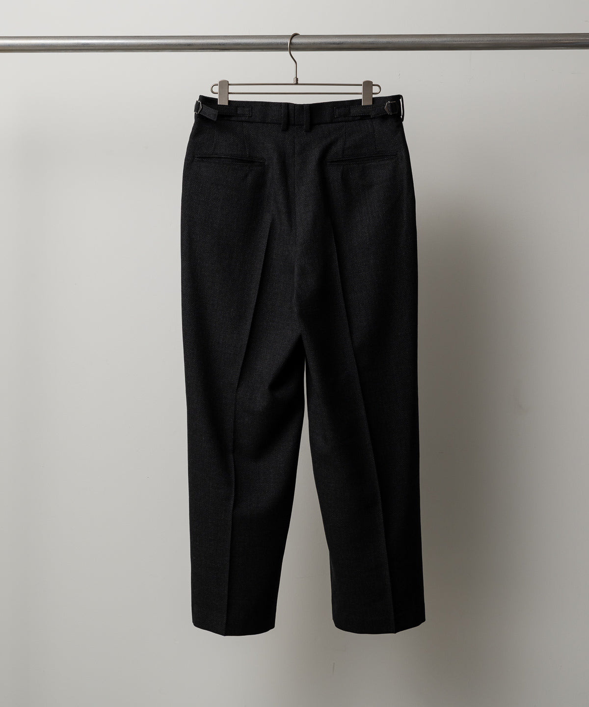 SINGLE PLEAT WIDE TROUSERS