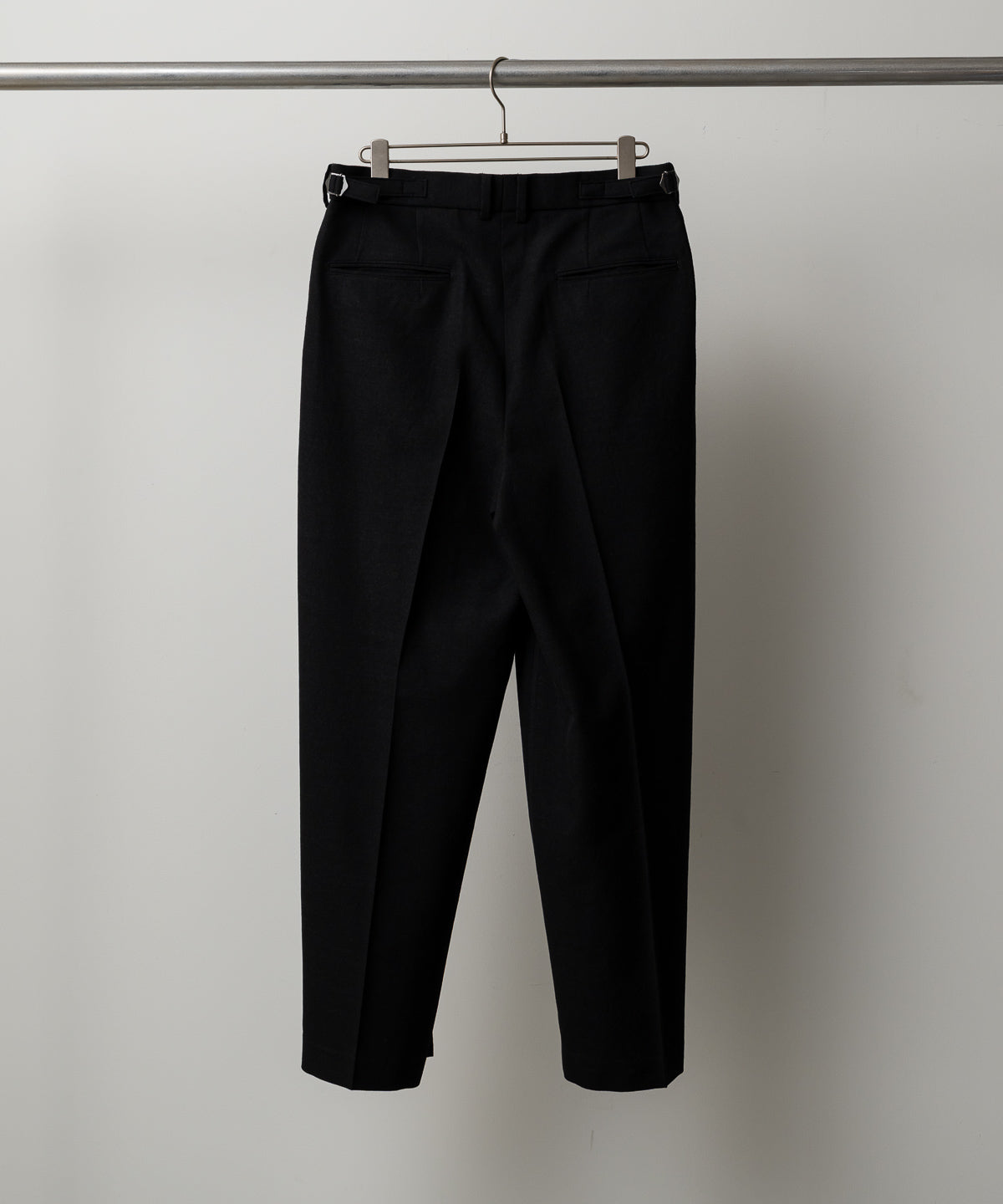 SINGLE PLEAT WIDE TROUSERS