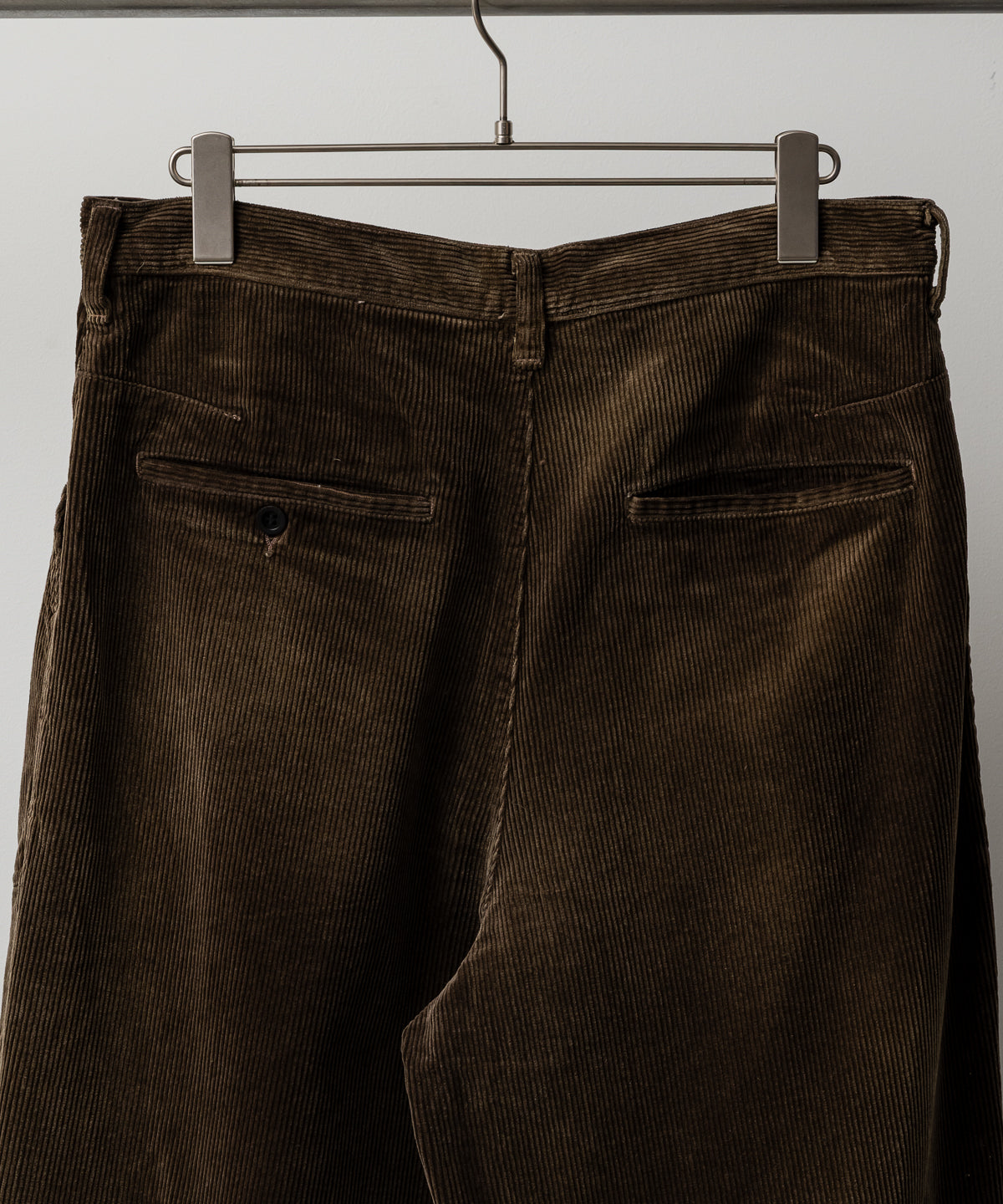 AGING CORDUROY BAKER PANTS