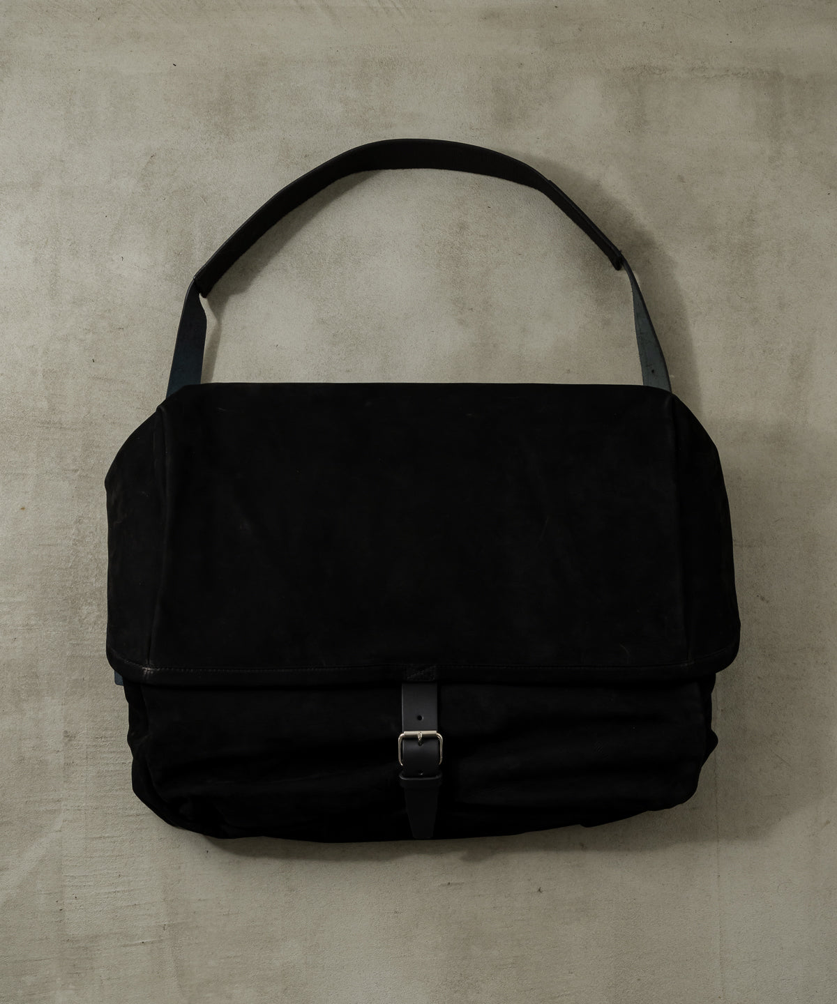 SUEDE SHOULDER BAG