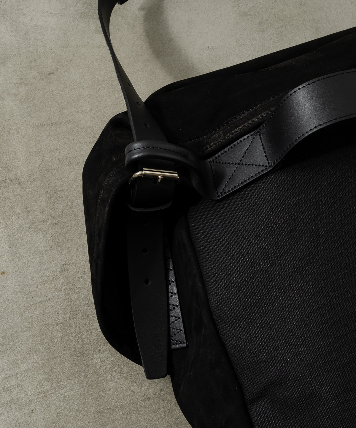 SUEDE SHOULDER BAG