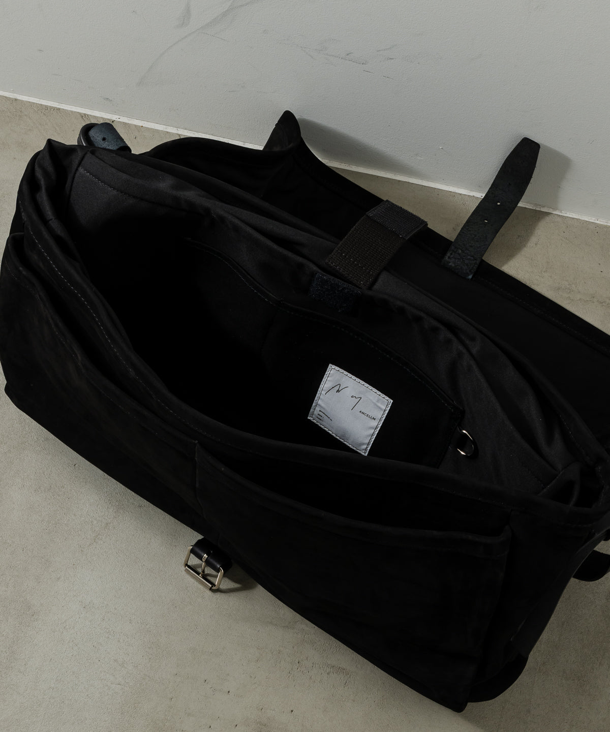 SUEDE SHOULDER BAG