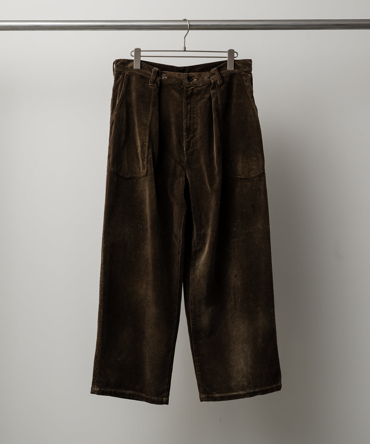 AGING CORDUROY BAKER PANTS