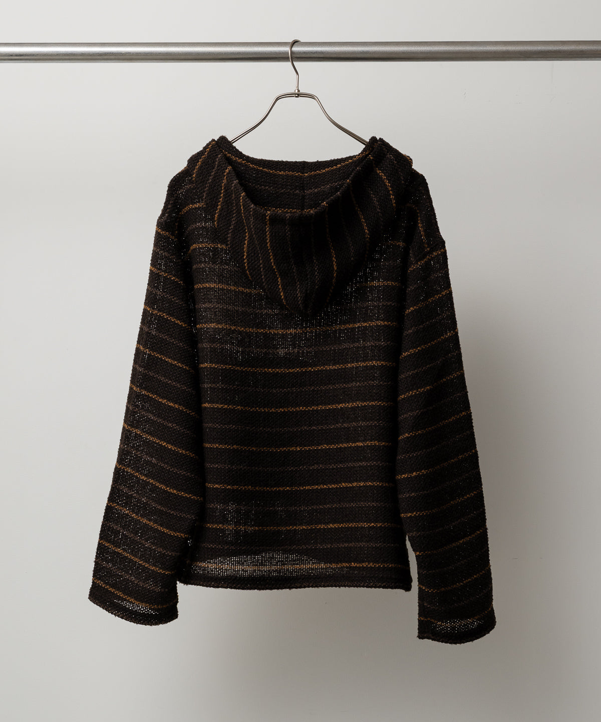 CUT BORDER HOODIE